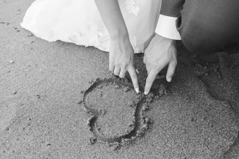 How to Find the “One”: Top 3 Tips to Finding Your Soulmate